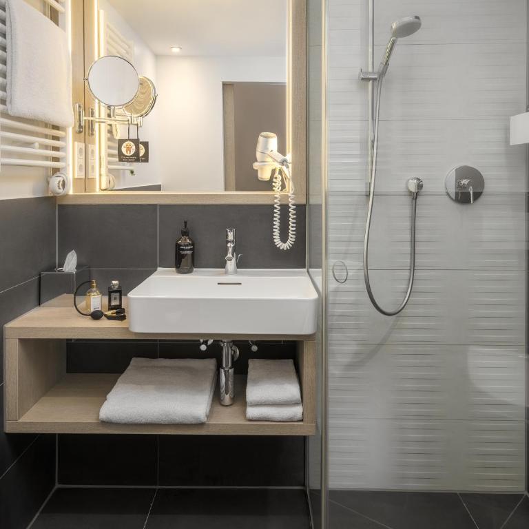 Boutique Hotel Atrium München - Chambre Double Affaires - Côté Ville - 4