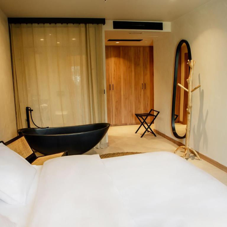 Hotel 1920 - Superior Dvokrevetna Soba sa Bračnim Krevetom - 1