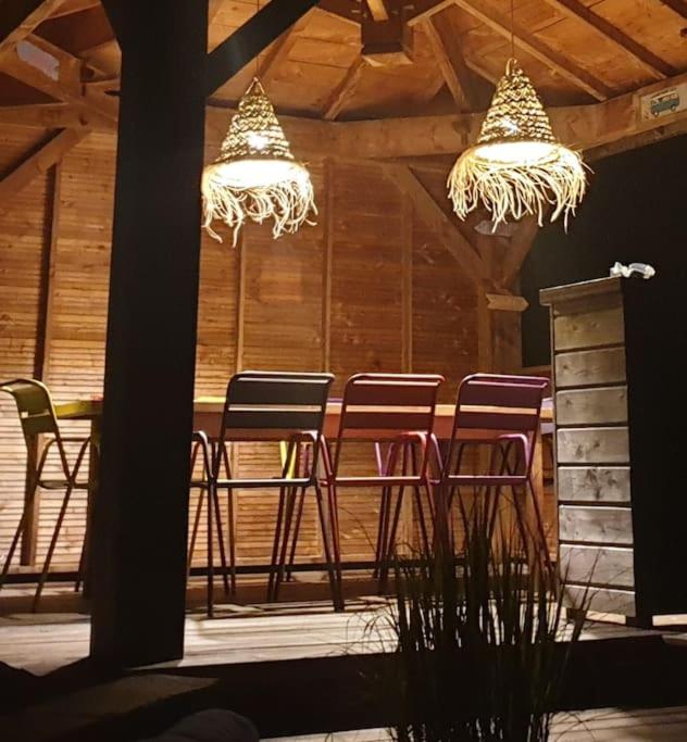 Maison au calme entre Océan et Lac, vue sur le golf, piscine chauffée, classée 4 étoiles - Villa - 17