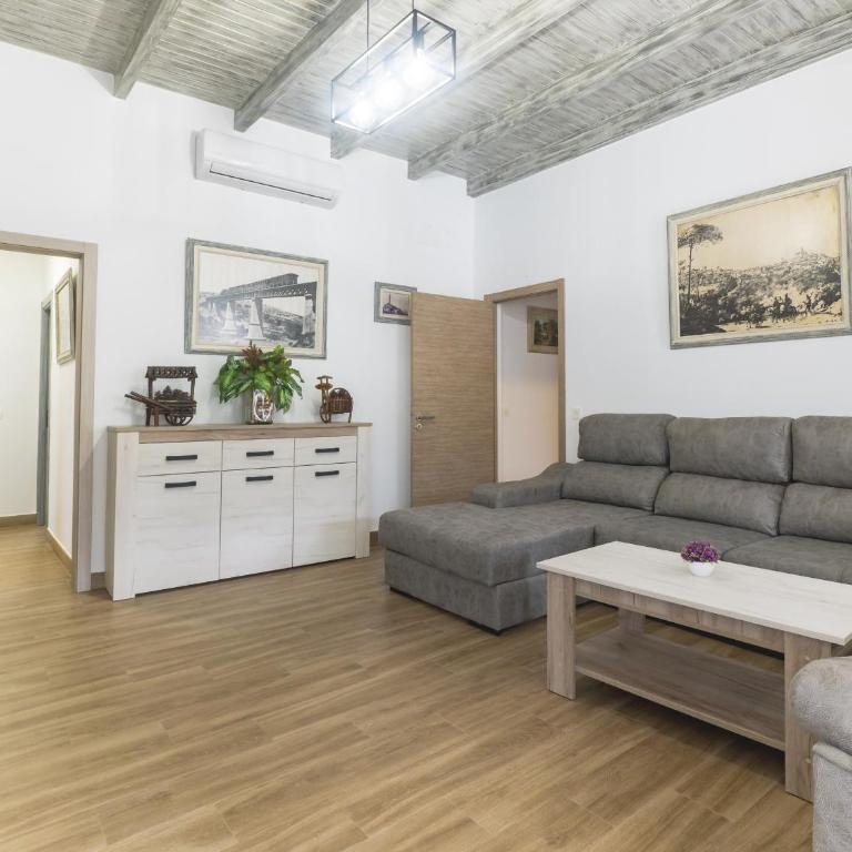 Cubo's Casa El Candil - Vacation Home - 25