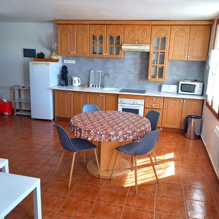 La Tour Fondue Appartement vue mer Grand T2 face a Porquerolles Drap serviette non fournis - Apartment mit 1 Schlafzimmer - 18