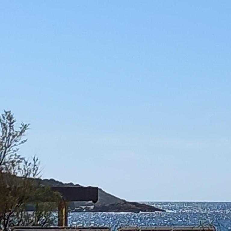 La Tour Fondue Appartement vue mer Grand T2 face a Porquerolles Drap serviette non fournis - Apartment mit 1 Schlafzimmer - 7