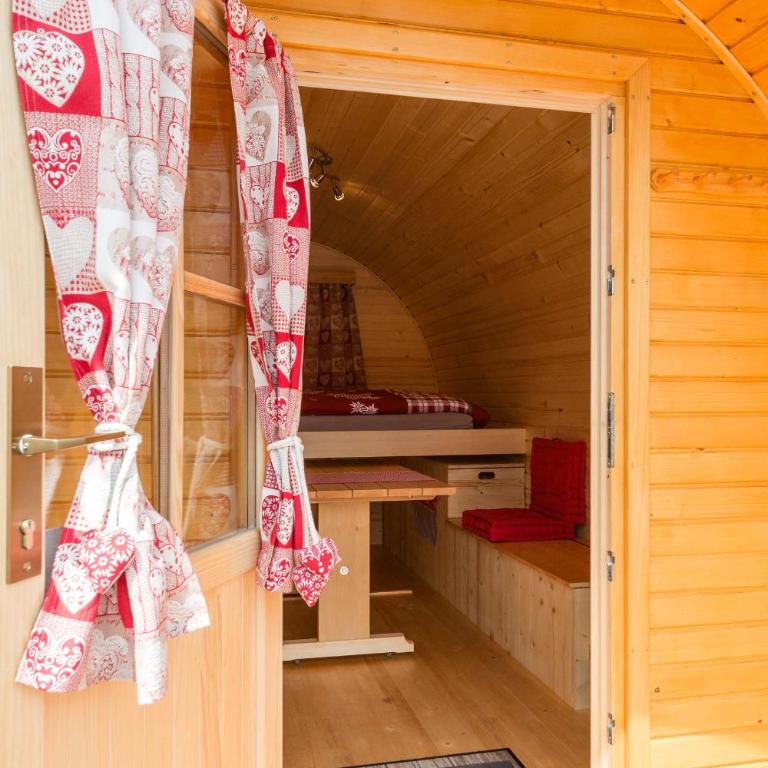 Camping Lazy Rancho - Family & Adventure - Love Pod with Shared Bathroom - 3