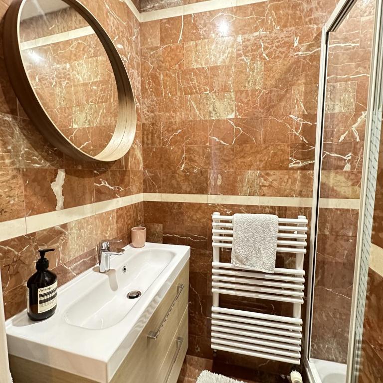 Luxury, Elegant, Eiffel Tower view - Appartement 2 Chambres - 10