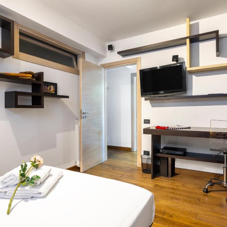Verosicily Villa Barcellona - Three-Bedroom House - 16