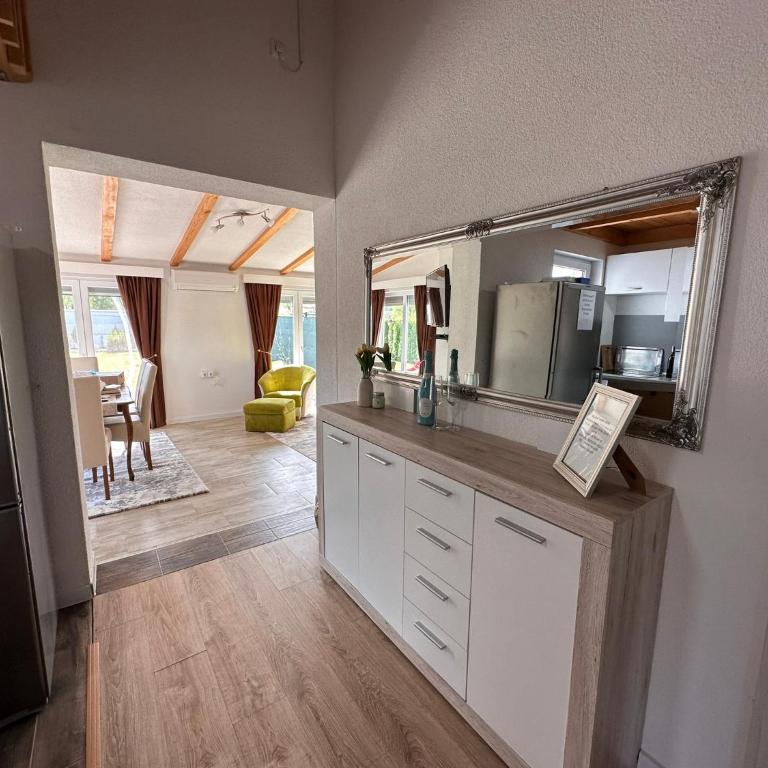 Holiday Home Emma - Three-Bedroom House - 12