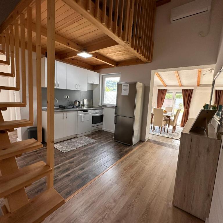 Holiday Home Emma - Three-Bedroom House - 33