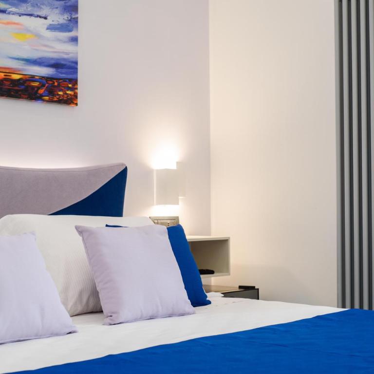 Cloister Suites Amalfi - Junior Suite Deluxe - 17