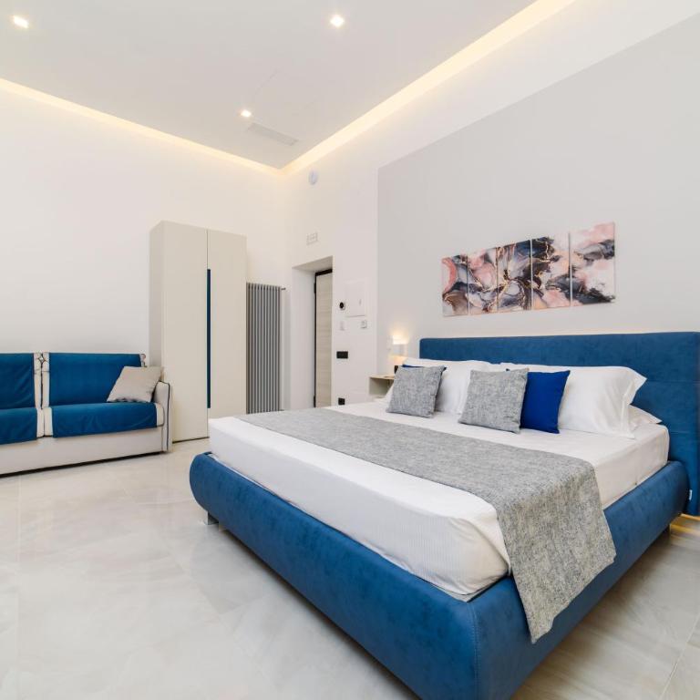 Cloister Suites Amalfi - Camera King Deluxe - 16