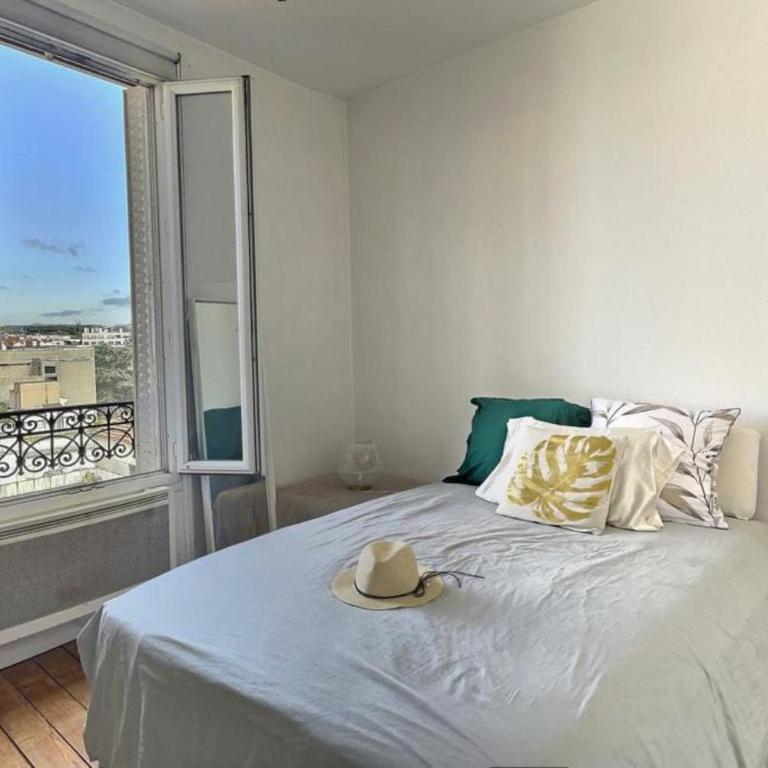 Boulogne 2 pièces de charme au dernier étage sur jardin. - Appartement 1 Chambre - 2