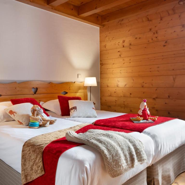 Résidence Pierre & Vacances Premium Les Fermes Du Soleil - Three-Bedroom Apartment with Mezzanine (8 People) - 1