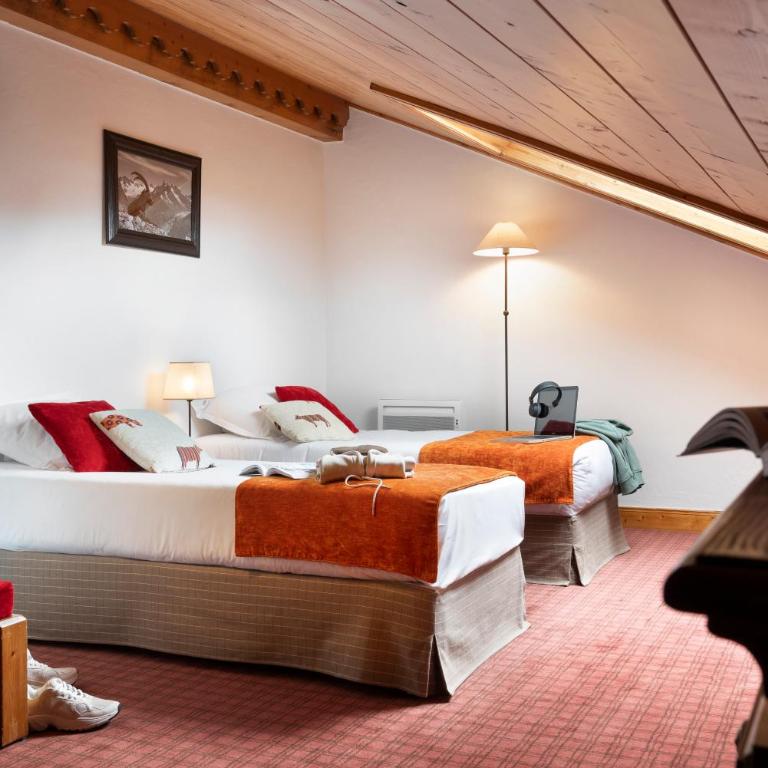 Résidence Pierre & Vacances Premium Les Fermes Du Soleil - Three-Bedroom Apartment with Mezzanine (8 People) - 8