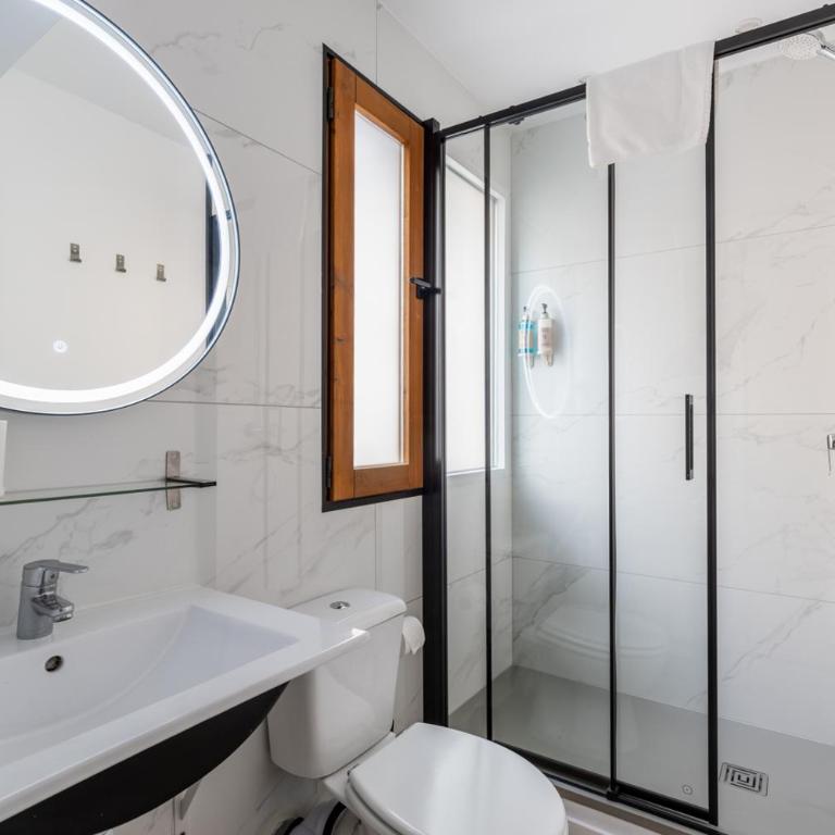 Regina Selfcheck-in Smart Rooms - Habitación Triple - 7