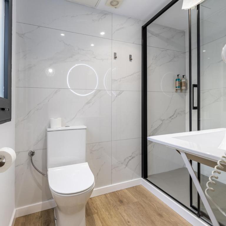 Regina Selfcheck-in Smart Rooms - Habitación Doble Estándar - 10