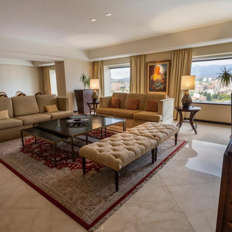 Sheraton Mendoza Hotel - Suite Presidencial con cama extragrande - 5