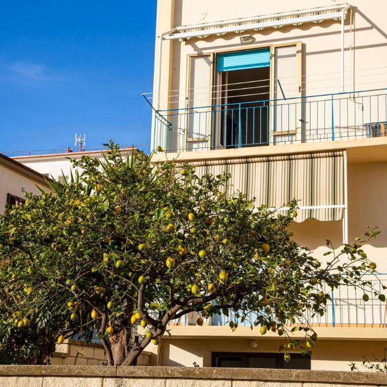 Appartamento IL LIMONE zona centrale vista mare - Appartamento con 2 Camere da Letto - 18
