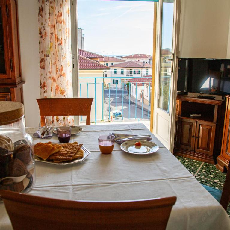 Appartamento IL LIMONE zona centrale vista mare - Appartamento con 2 Camere da Letto - 2