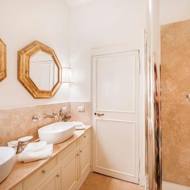 Piazza Navona historical palace - Appartamento con 2 Camere da Letto - 30