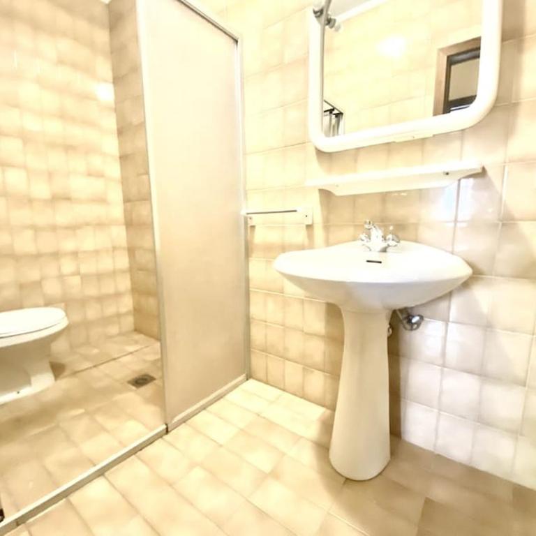 4 posti letto e parcheggio gratuito - One-Bedroom Apartment with Terrace - 16