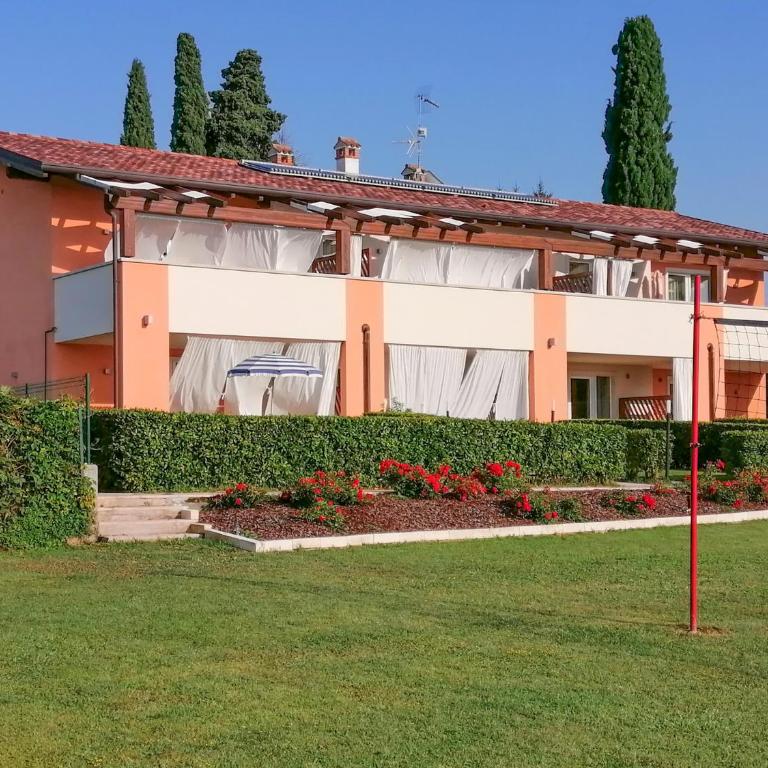 La Fattoria Apartments - Comfort One-Bedroom Apartment with Terrace and Frontal Lake View - 6