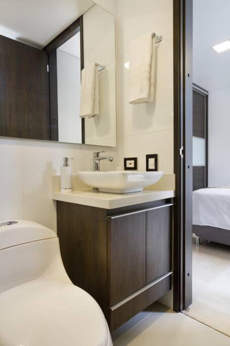 301 Modern space in exclusive area of El Poblado - Apartment - 13