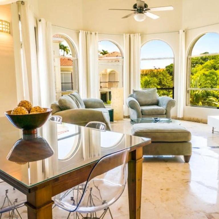 Paseo Luxury Suites - Two-Bedroom Apartment - 9