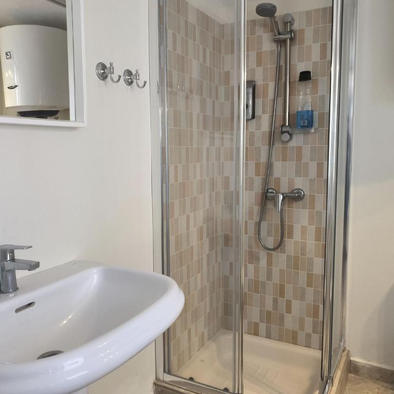 Apartamentos Guayonje Costa - Apartamento con vistas a la piscina - 5