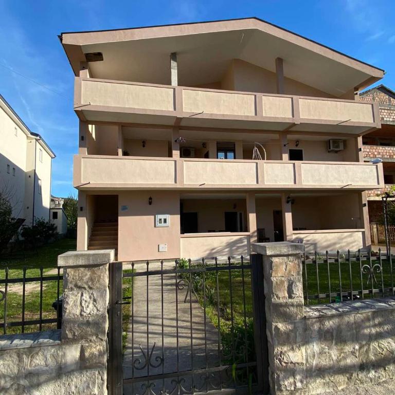 Apartmani Zecevic - Apartman sa 1 Spavaćom Sobom - 12
