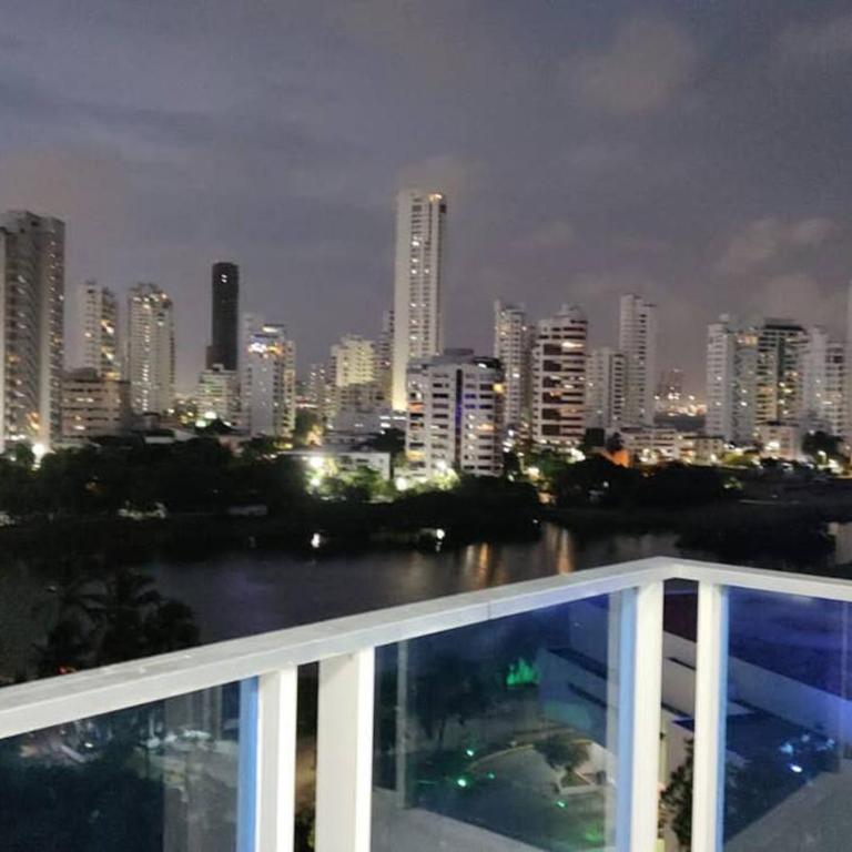 Confort en la zona del Laguito - One-Bedroom Apartment - 1