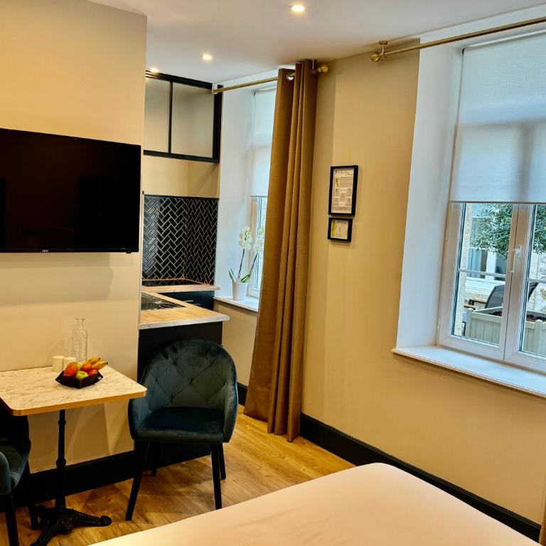 Les Suites de l'Enclos - L'Enclos de l'Evêché - Studio Supérieur - 4