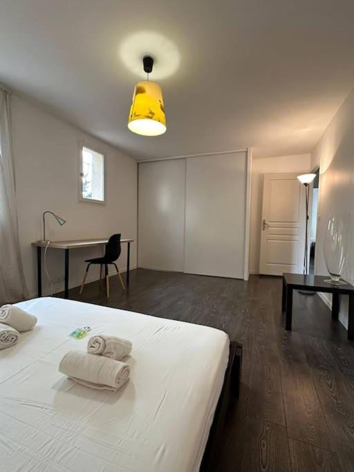 Villa Constance 3 Antibes - Spacieux logement en dernier étage - Appartamento con 4 Camere da Letto - 32
