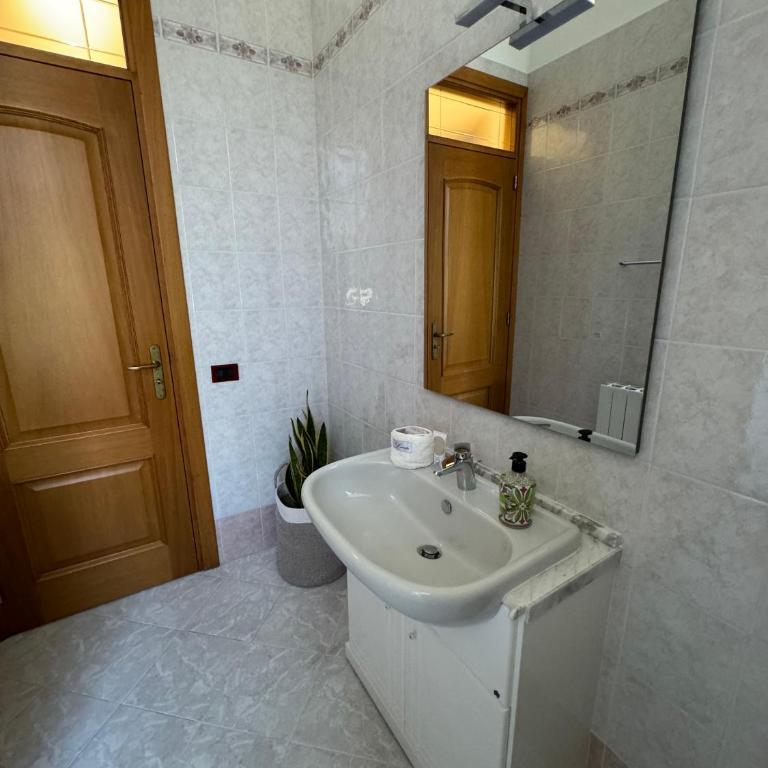 Cavour Holidays - Appartamento - Piano Terra - 29