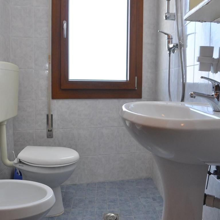 Comfy flat for six guests in Bibione-Beahost - Appartamento - 11