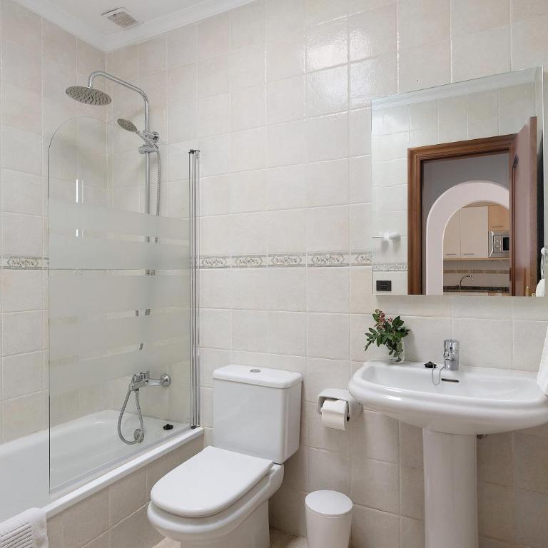 Casa Bonita - Two-Bedroom Villa - 19