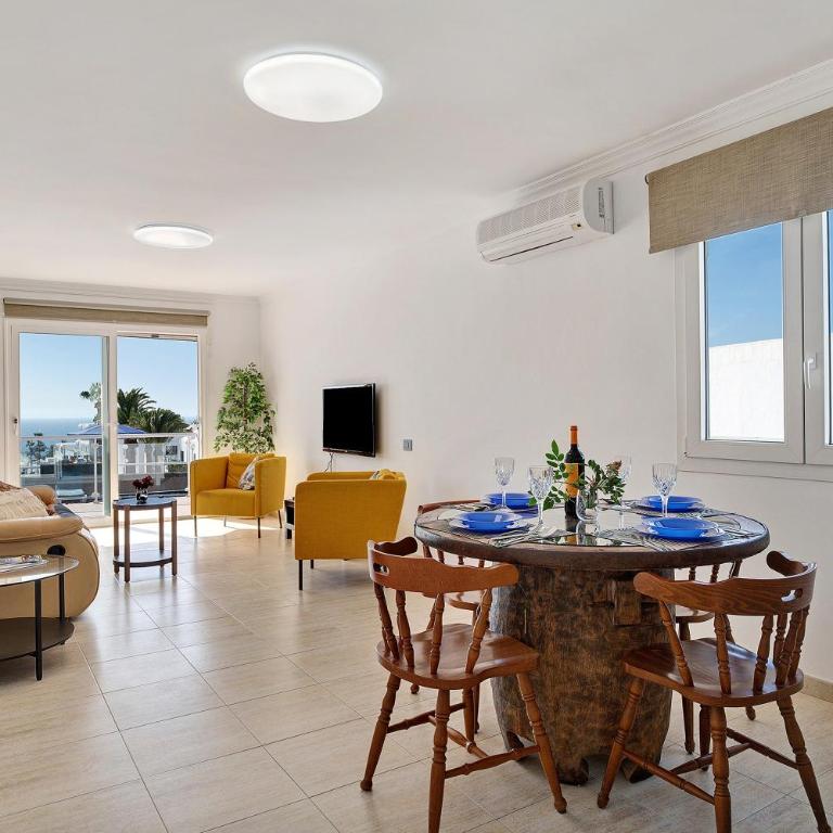 Casa Bonita - Two-Bedroom Villa - 21
