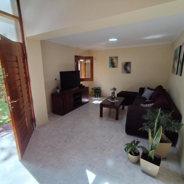 Chacras de Coria Los Robles - Casa de 4 dormitorios - 24