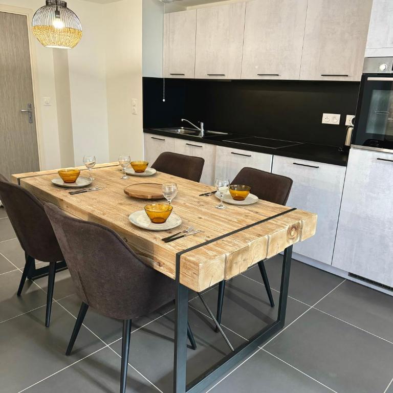 Superbe T2 dans résidence avec piscine - Appartement 1 Chambre - 3