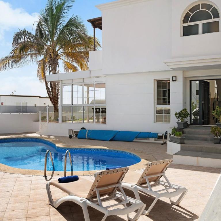 La Marina - Three-Bedroom Villa - 1