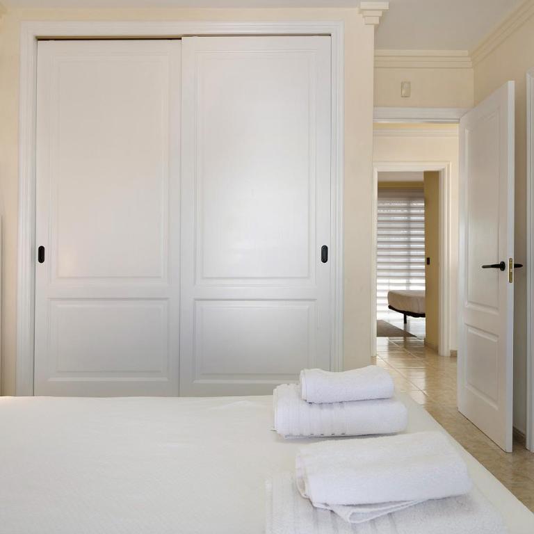 La Marina - Three-Bedroom Villa - 5