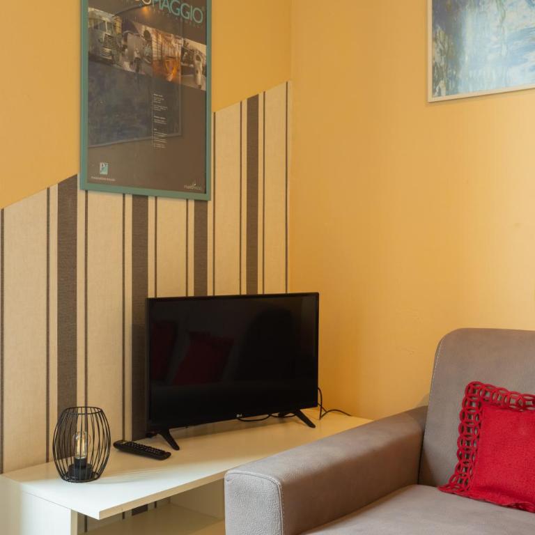 Ponte per la Sardegna e la Corsica dalla Toscana Family Apartment private parking - Two-Bedroom Apartment - 7