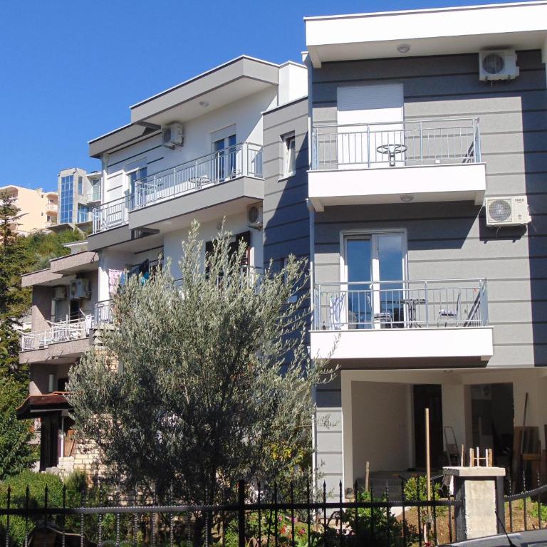 Family House Milic in Ulcinj - Standard Apartment - 13