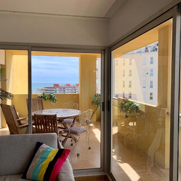 Big Gran Khan Apartment Canet den Berenguer con Piscina - Apartment - 1