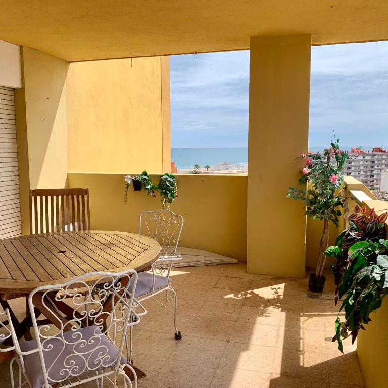 Big Gran Khan Apartment Canet den Berenguer con Piscina - Apartment - 22