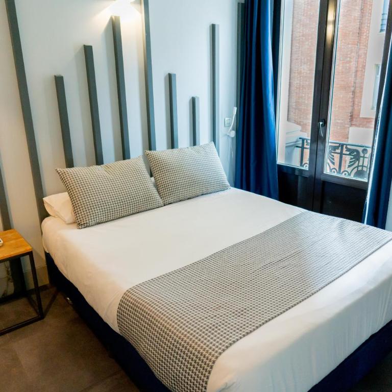 Hostal Carmen-Gran Vía - Double Room with Private Bathroom - 6