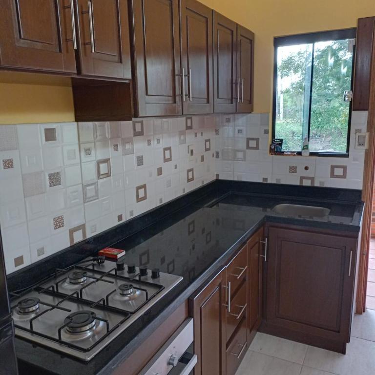 HERMOSA CASA DE 3 DORMITORIOS - Casa de 3 dormitorios - 10