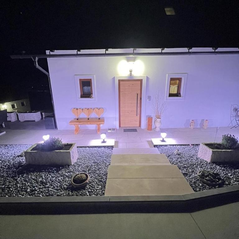 Sonnenschein Appartement- und Ferienhaus mit Stadel und Terrasse - Apartment - 11