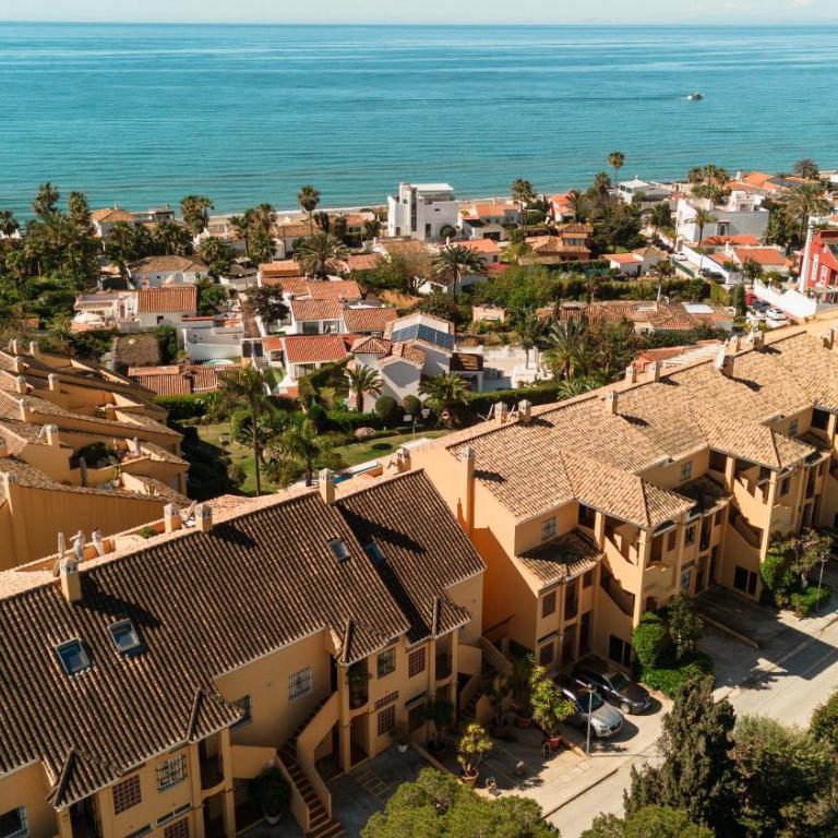 Beautiful beachside duplex apartment with amazing sea views - Apartamento - 39
