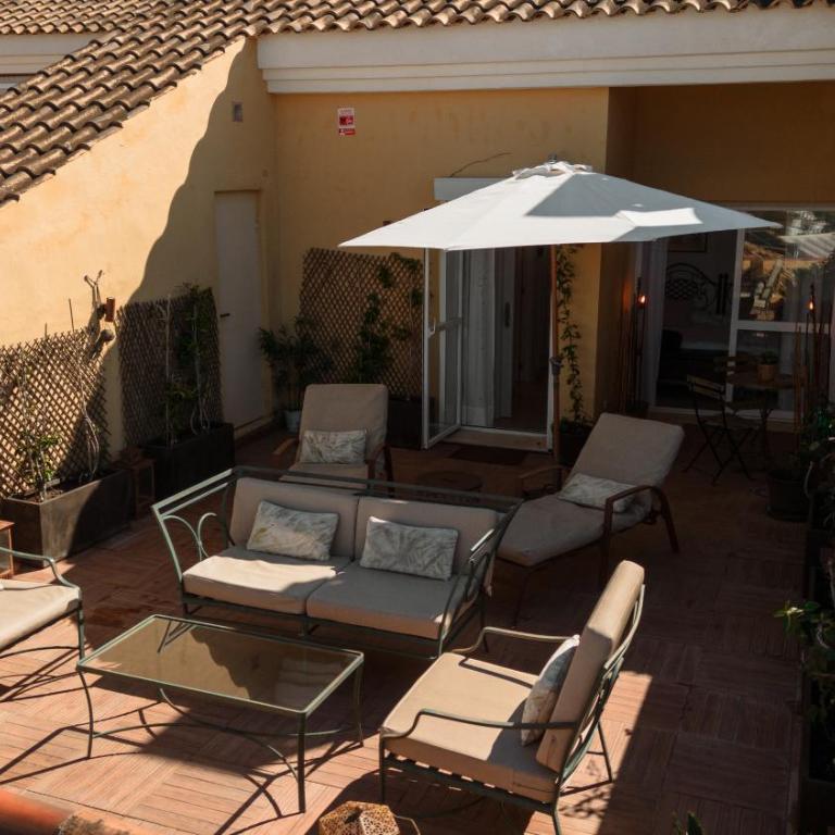 Beautiful beachside duplex apartment with amazing sea views - Apartamento - 6