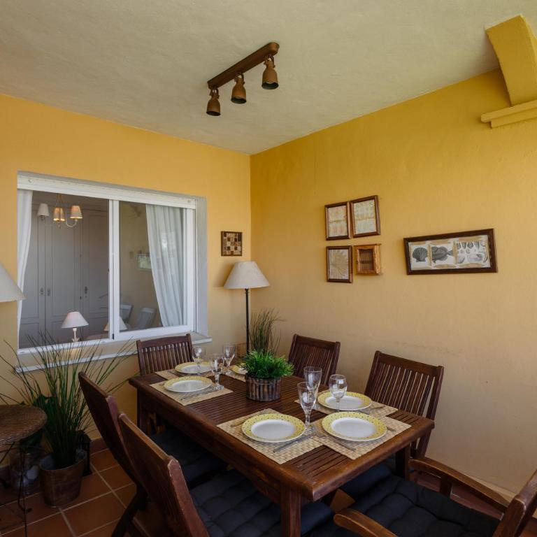 Beautiful beachside duplex apartment with amazing sea views - Apartamento - 5