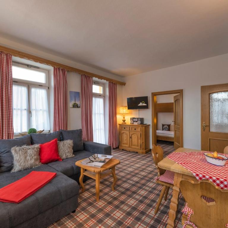 Ferienwohnungen am Rathaus - Apartment mit 2 Schlafzimmern - 2